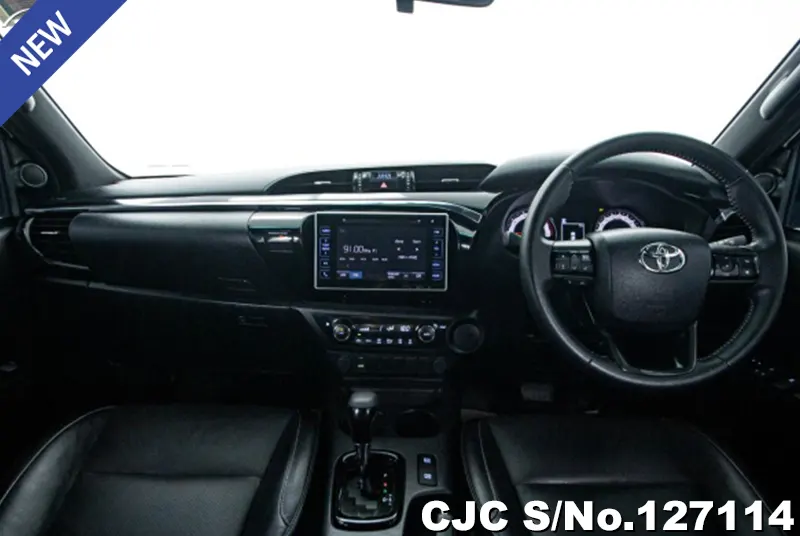Toyota Hilux in White for Sale Image 6