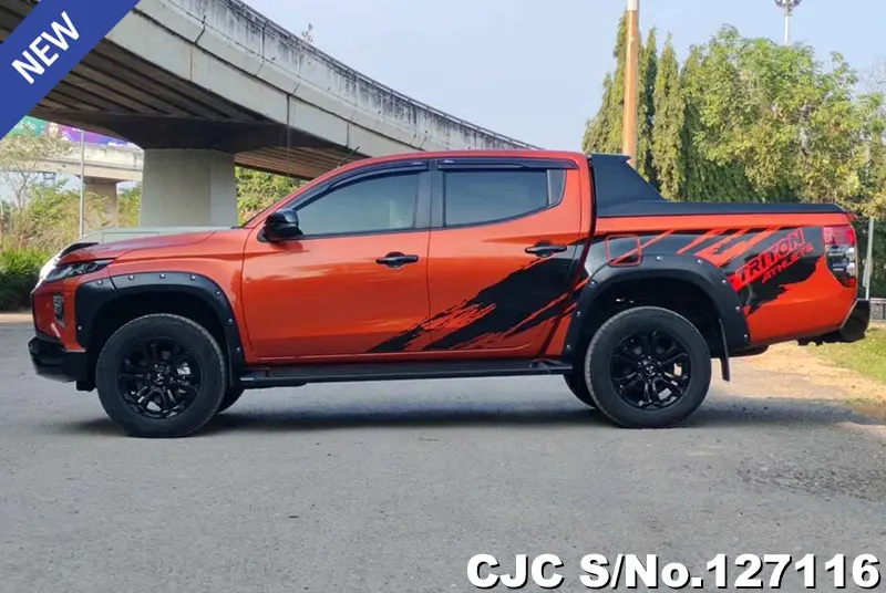 Mitsubishi Triton in Orange for Sale Image 7