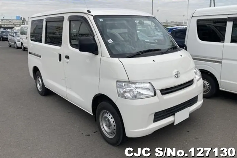 Toyota / Liteace / Noah 2019