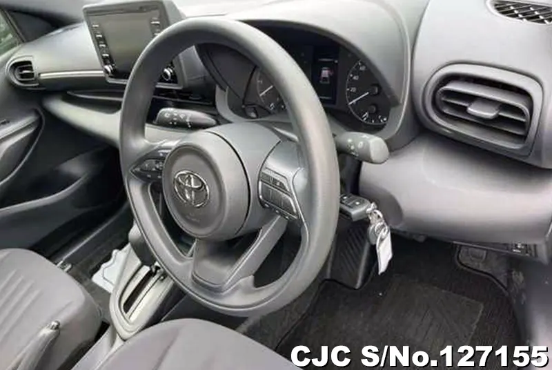 2022 Toyota / Yaris Stock No. 127155