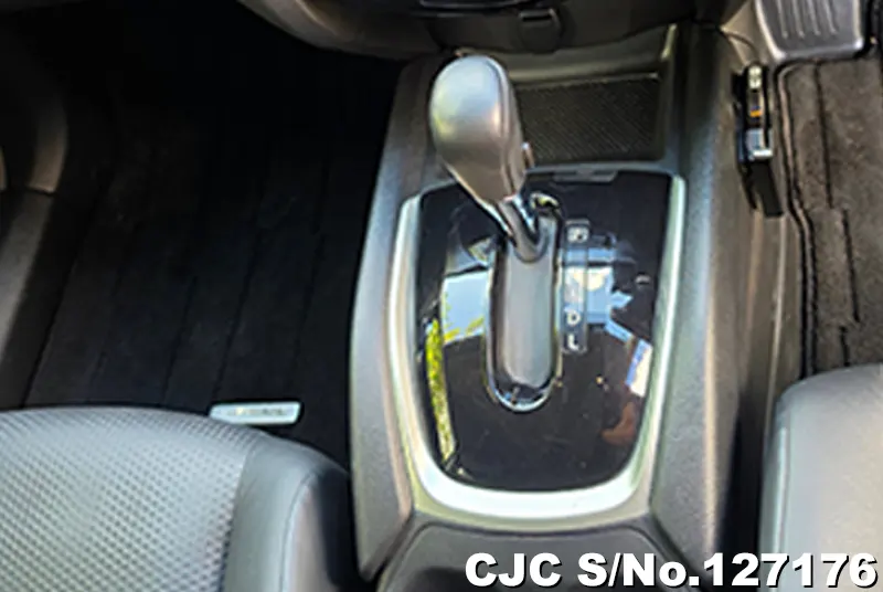 Nissan X-Trail in Black for Sale Image 12