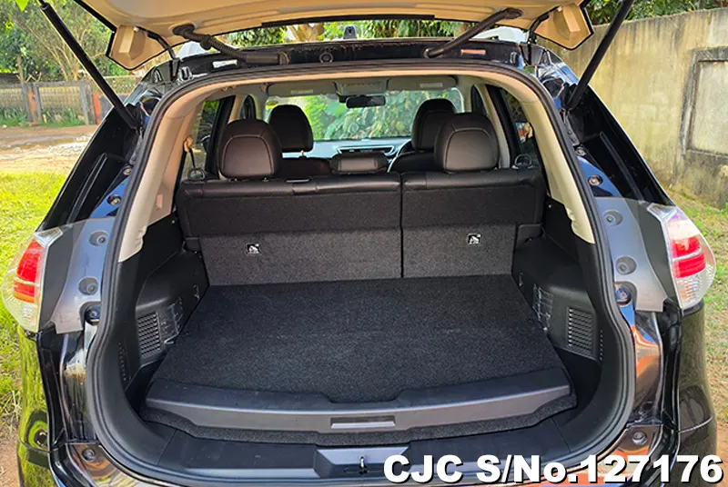 2016 Nissan / X-Trail Stock No. 127176