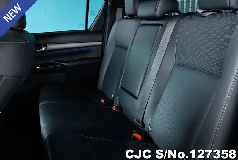 2021 Toyota / Hilux / Revo Rocco Stock No. 127358