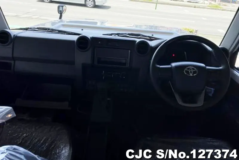 2025 Toyota / Land Cruiser Stock No. 127374