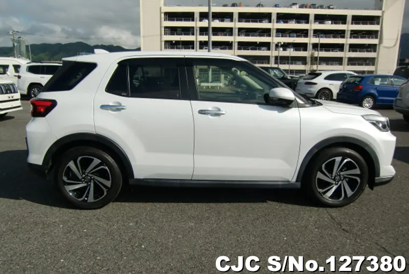 2020 Toyota / Raize Stock No. 127380