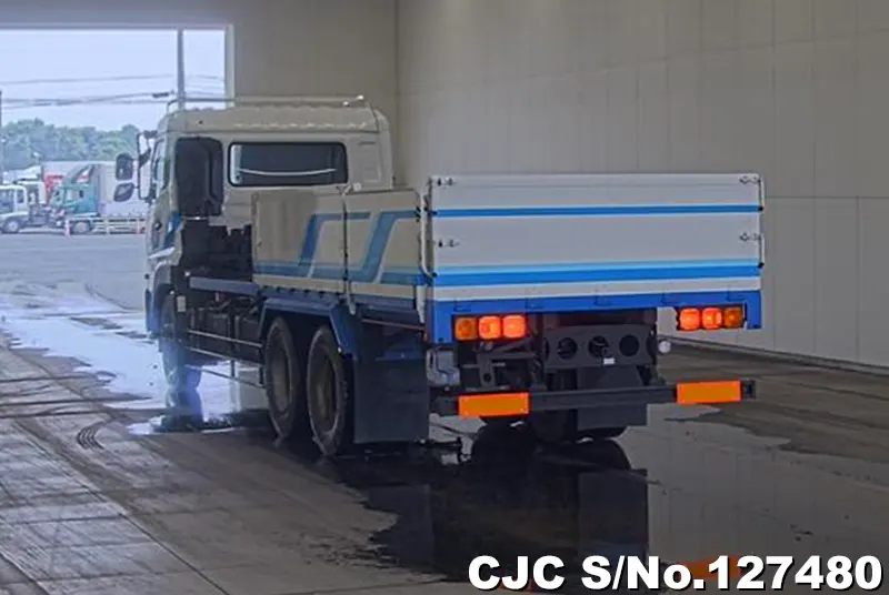 2009 Nissan / UD Stock No. 127480