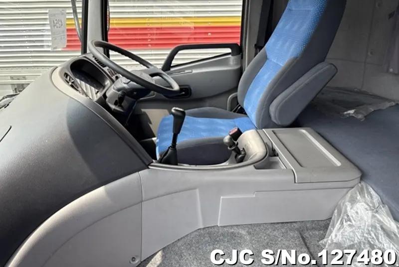 2009 Nissan / UD Stock No. 127480