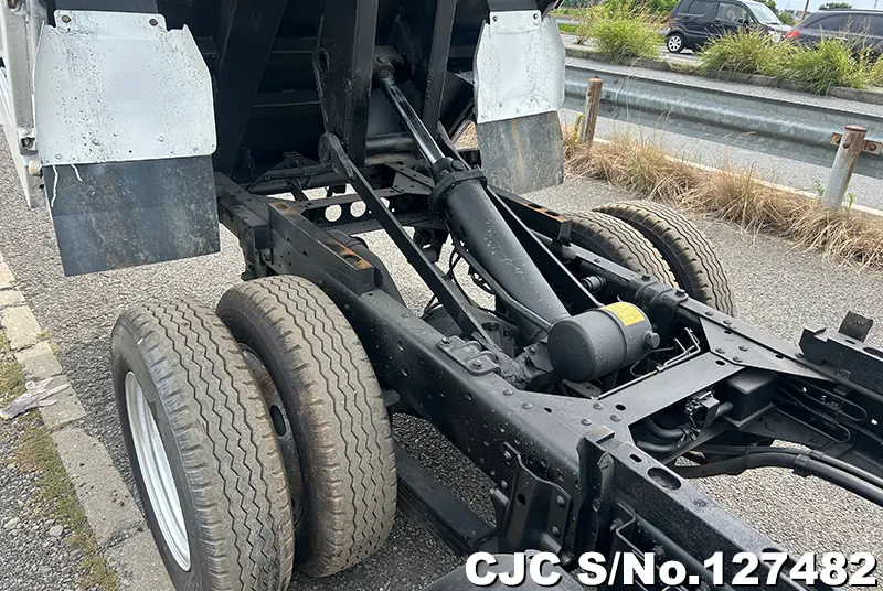 2006 Isuzu / Elf Stock No. 127482