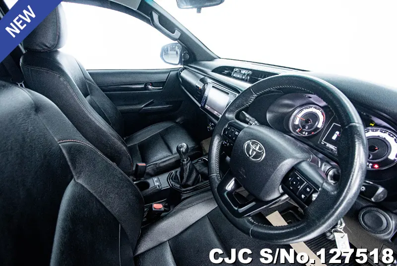 2019 Toyota / Hilux / Revo Rocco Stock No. 127518