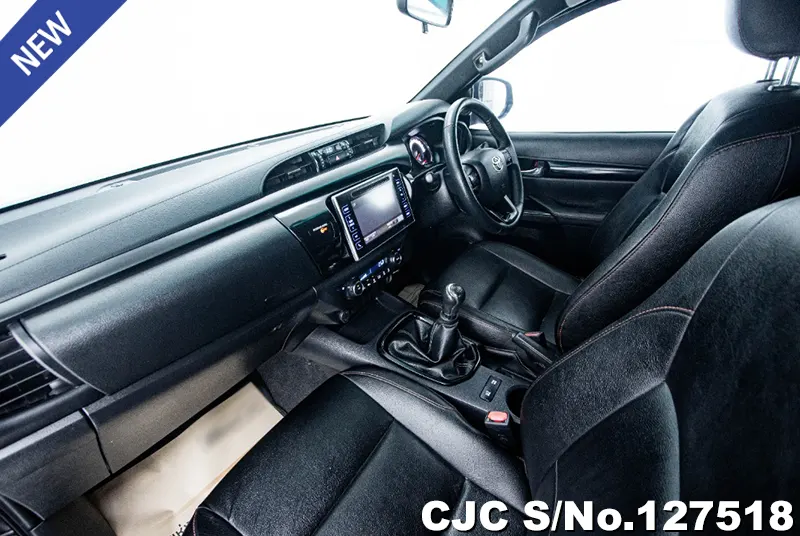 2019 Toyota / Hilux / Revo Rocco Stock No. 127518