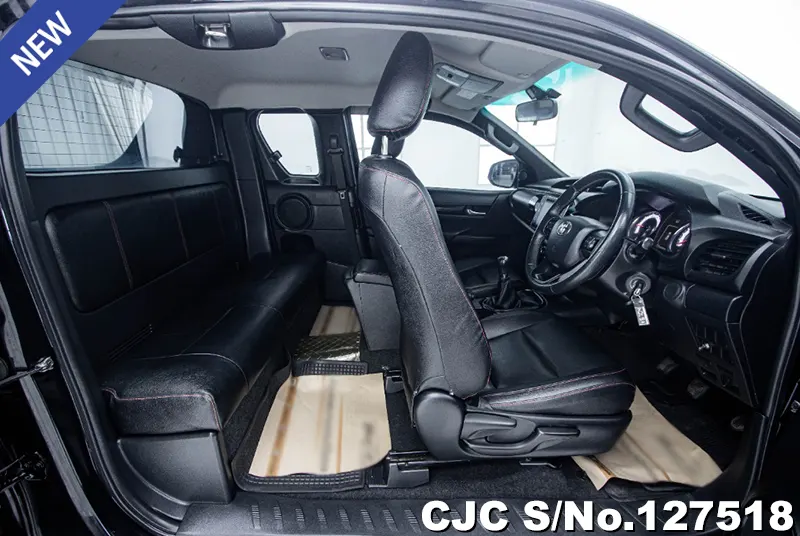 2019 Toyota / Hilux / Revo Rocco Stock No. 127518