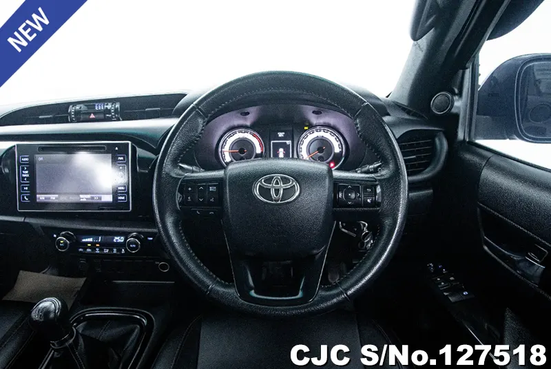 2019 Toyota / Hilux / Revo Rocco Stock No. 127518