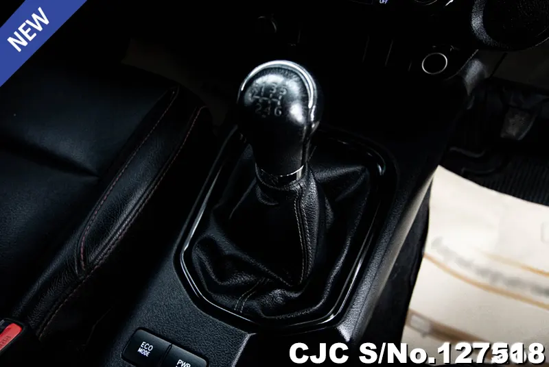 2019 Toyota / Hilux / Revo Rocco Stock No. 127518