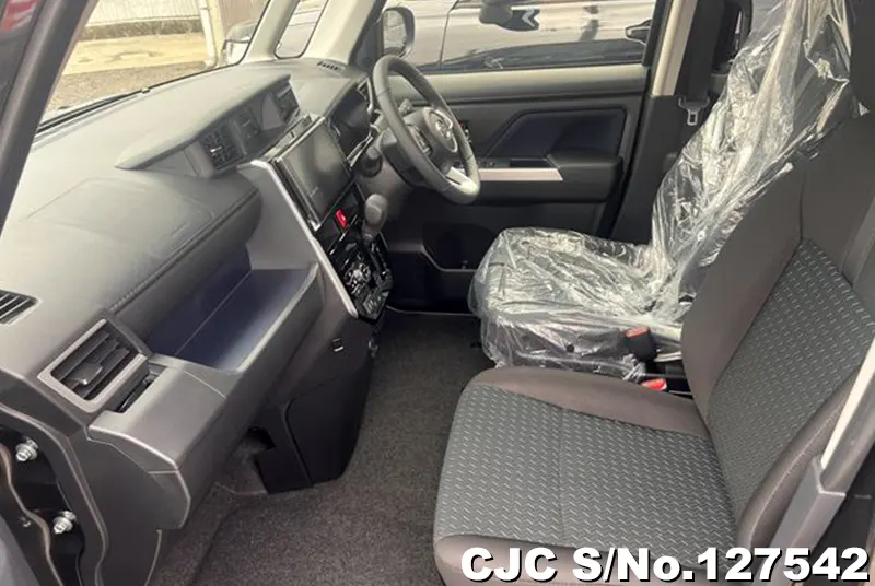 2025 Daihatsu / Thor Stock No. 127542