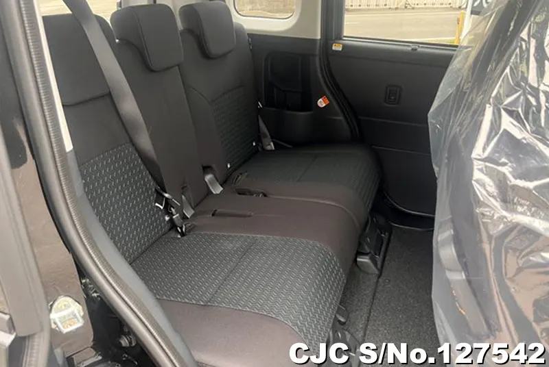 2025 Daihatsu / Thor Stock No. 127542