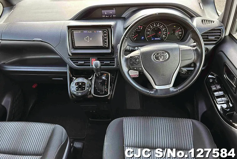 2019 Toyota / Voxy Stock No. 127584