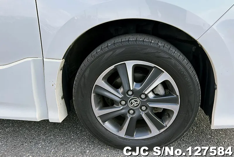 2019 Toyota / Voxy Stock No. 127584