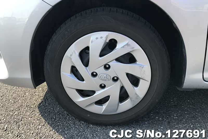 2019 Toyota / Corolla Axio Stock No. 127691