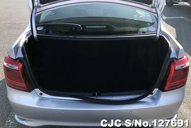 2019 Toyota / Corolla Axio Stock No. 127691