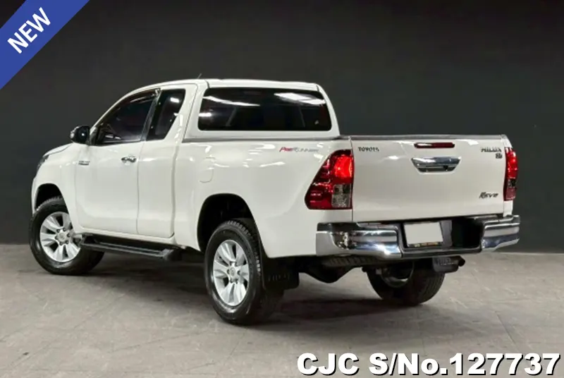 2015 Toyota / Hilux / Revo Stock No. 127737
