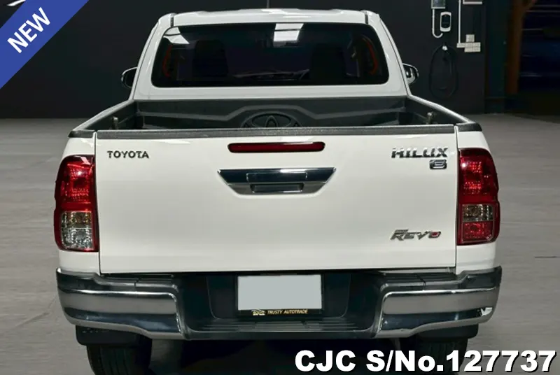 2015 Toyota / Hilux / Revo Stock No. 127737