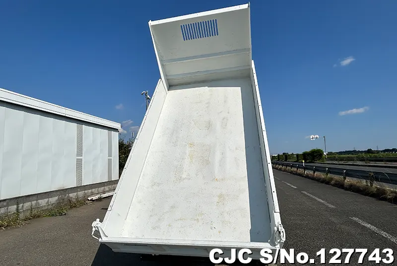 2006 Isuzu / Elf Stock No. 127743