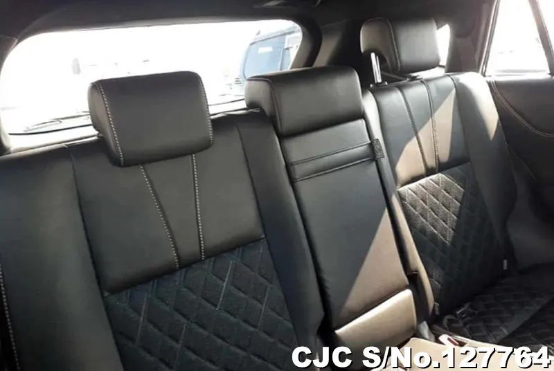 2016 Toyota / Harrier Stock No. 127764