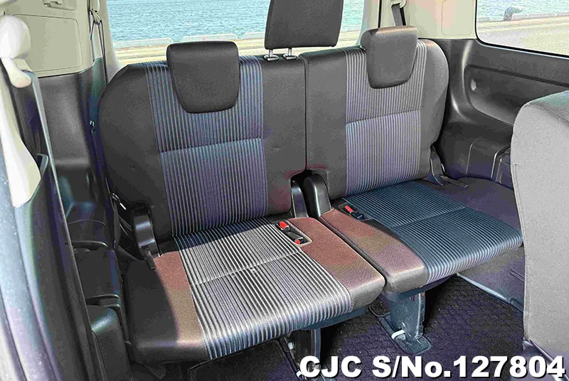 2015 Toyota / Voxy Stock No. 127804