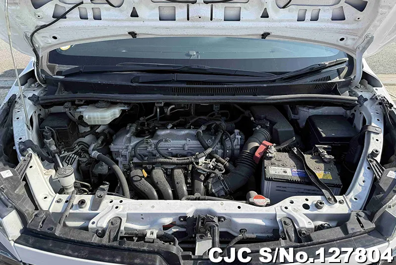 2015 Toyota / Voxy Stock No. 127804