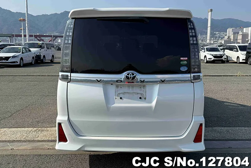 2015 Toyota / Voxy Stock No. 127804