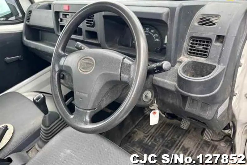 2015 Daihatsu / Hijet Stock No. 127852