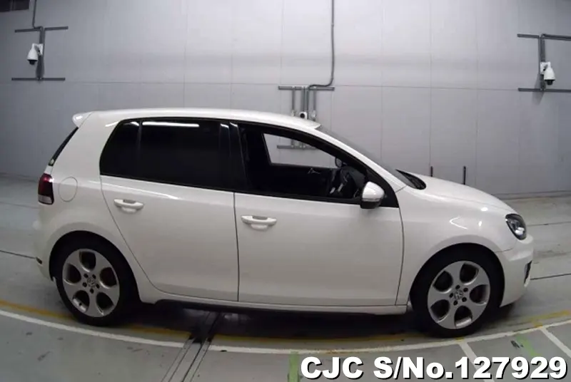 2010 Volkswagen / Golf Stock No. 127929