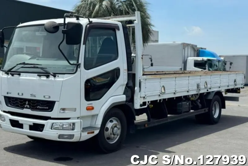 2014 Mitsubishi / Fuso Stock No. 127939