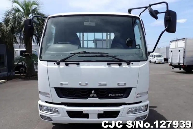 2014 Mitsubishi / Fuso Stock No. 127939