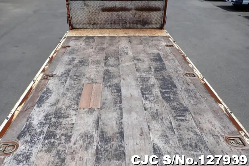 2014 Mitsubishi / Fuso Stock No. 127939