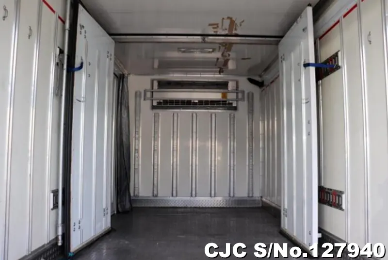 2012 Isuzu / Elf Stock No. 127940