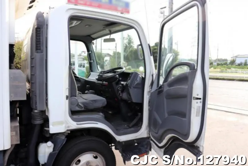 2012 Isuzu / Elf Stock No. 127940