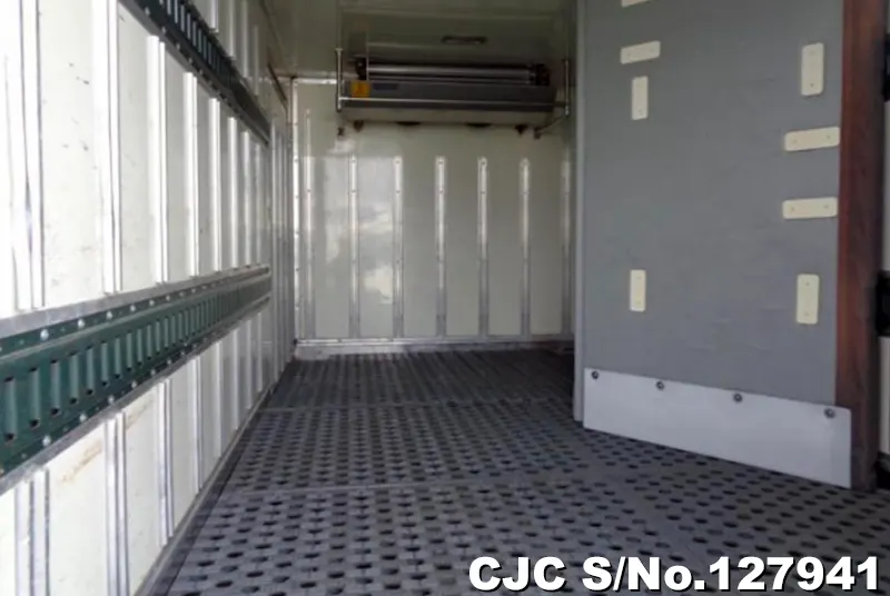 2009 Isuzu / Elf Stock No. 127941