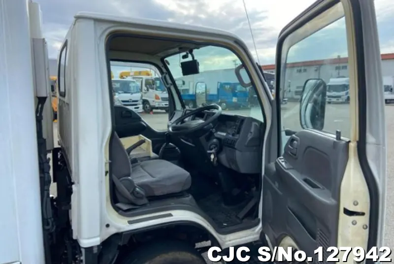 2016 Isuzu / Elf Stock No. 127942