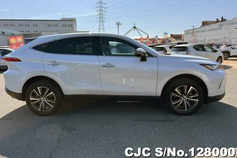 2025 Toyota / Harrier Stock No. 128000