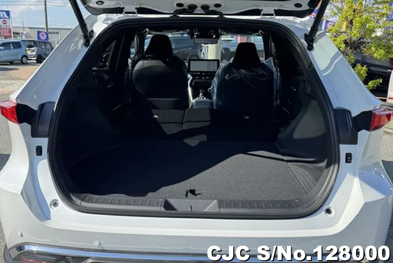 2025 Toyota / Harrier Stock No. 128000