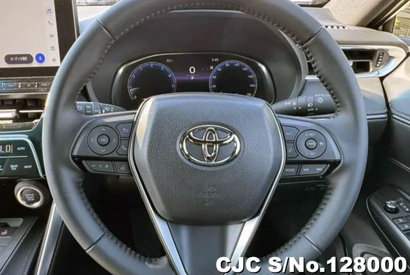 2025 Toyota / Harrier Stock No. 128000
