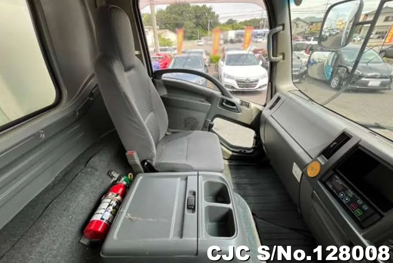 2013 Isuzu / Forward Stock No. 128008