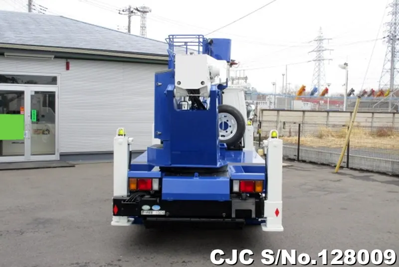 2015 Isuzu / Elf Stock No. 128009