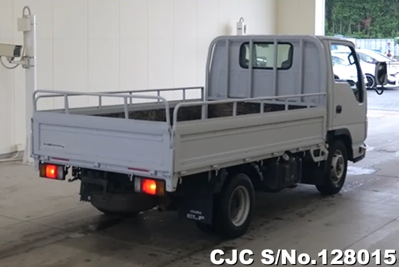 2017 Isuzu / Elf Stock No. 128015