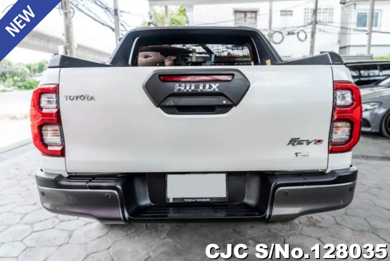 2021 Toyota / Hilux / Revo Rocco Stock No. 128035