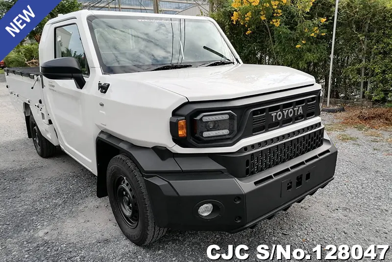 2025 Toyota / Hilux / Champ Stock No. 128047