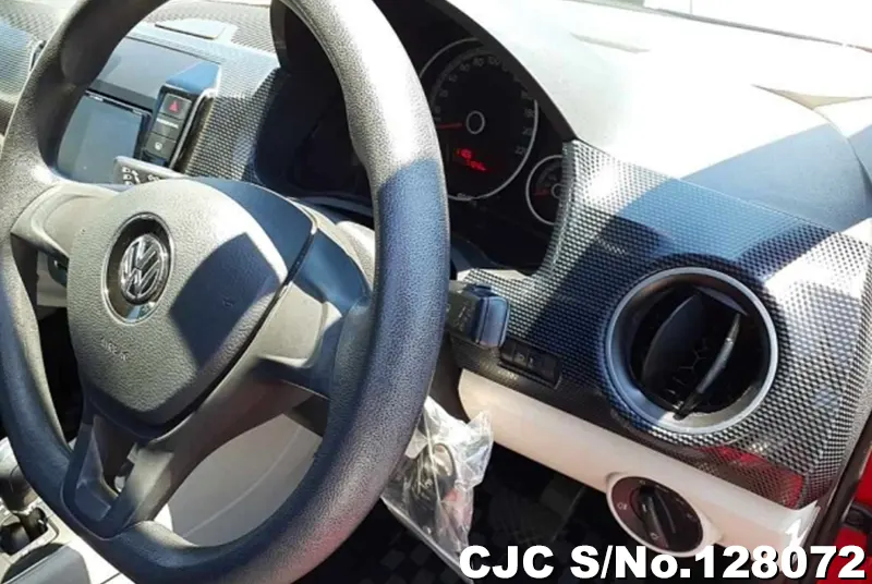 2018 Volkswagen / UP  Stock No. 128072