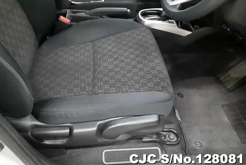 2016 Honda / Fit Stock No. 128081