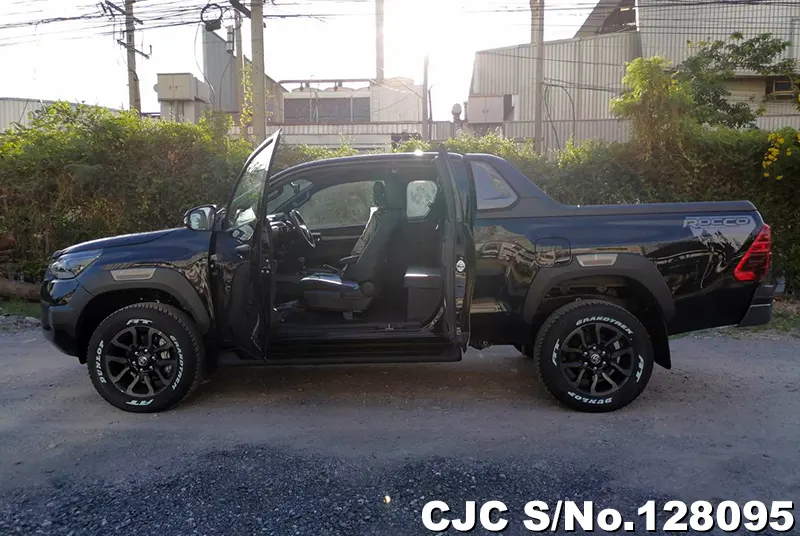 2025 Toyota / Hilux / Revo Rocco Stock No. 128095